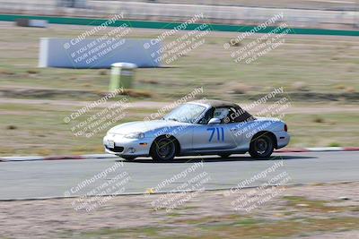 media/Feb-18-2023-Alfa Club (Sat) [[3177814e76]]/Intermediate and Novice/Session 2 (Turn 6)/